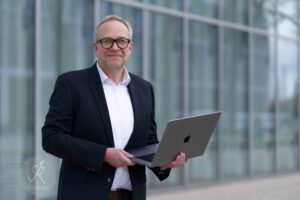 business-fotos-neuhofen-bewerbungsbilder-portraits